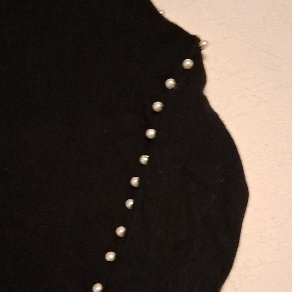 Luxe Belle France Black Cashmere Crew Neck Sweater With Pearl Sleeve Accents - Picture 3 of 11